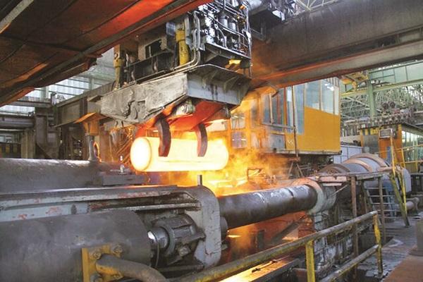 کاهش واردات  محصولات فولادی تخت به اوکراین