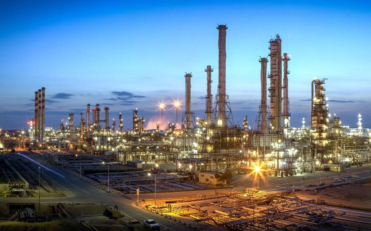 مردمي‌سازي صنعت نفت و گاز